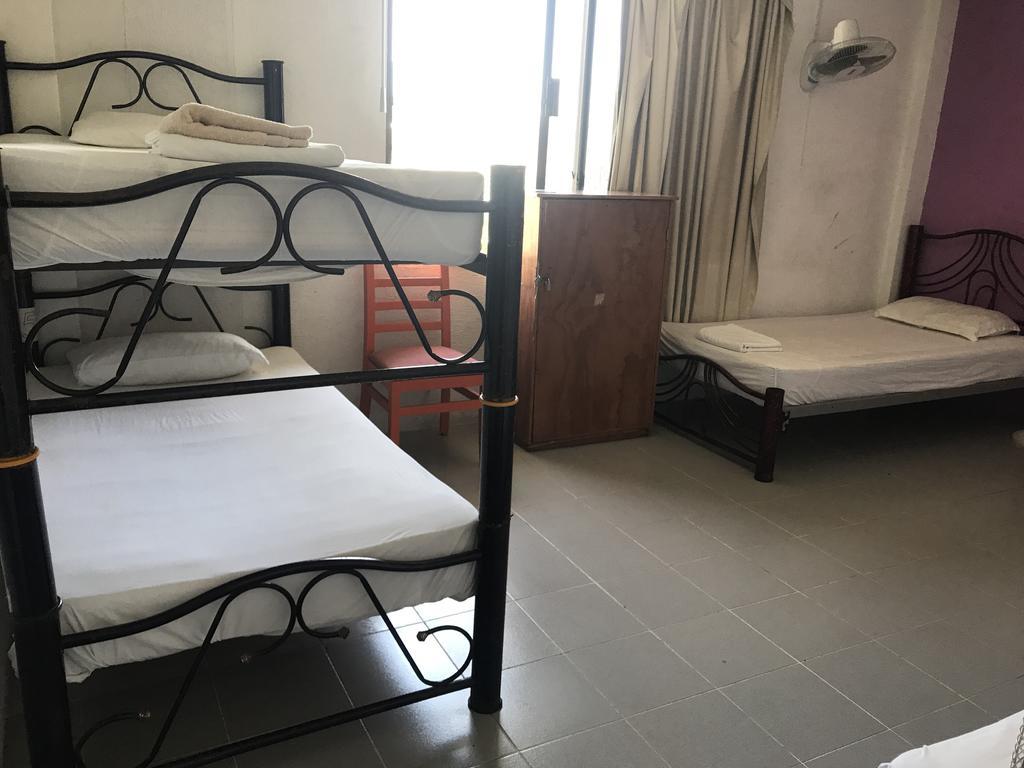 Hostel Mundo Maya Канкун Екстериор снимка