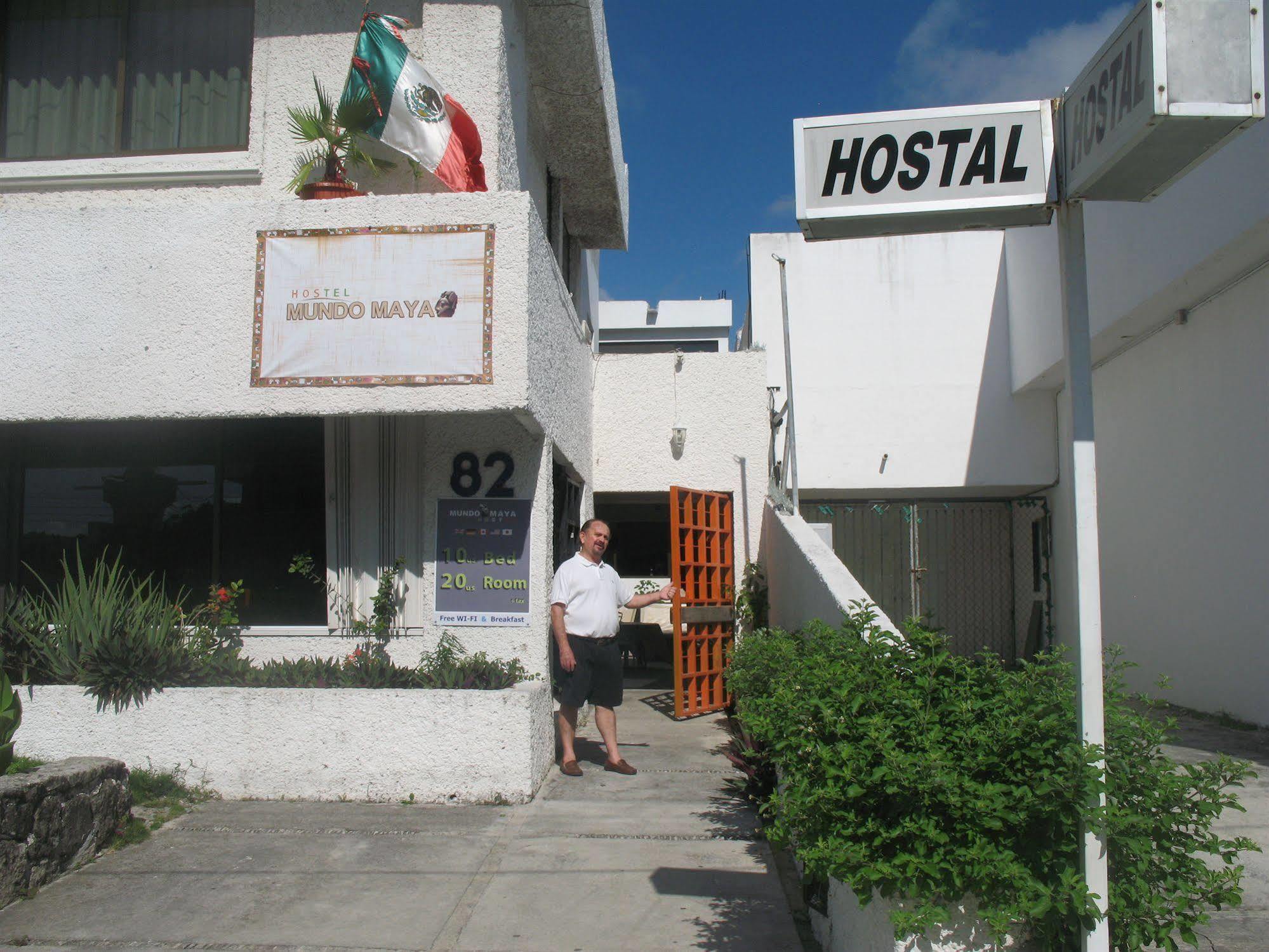 Hostel Mundo Maya Канкун Екстериор снимка